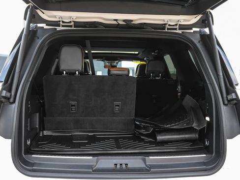 Used 2019 Lincoln Navigator Reserve AWD/4WD image 26