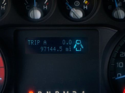 Used 2017 Ford F650 2WD Regular Cab Super Duty image 22