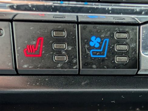 Used 2025 Ford F150 Lariat w/ Equipment Group 501A Mid image 19