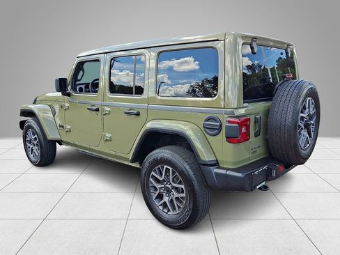 Used 2026 Jeep Wrangler Unlimited Sahara w/ Safety Group AWD/4WD image 7