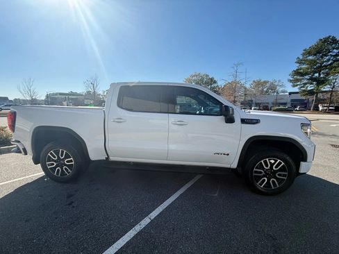 Used 2019 GMC Sierra 1500 AT4 w/ AT4 Premium Package AWD/4WD image 8