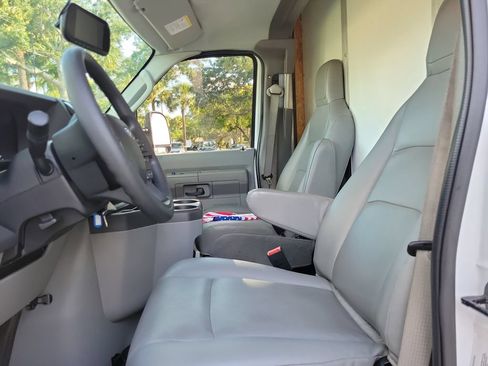 Used 2024 Ford E-350 and Econoline 350 Super Duty w/ Power Windows & Locks Group RWD image 8