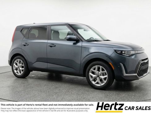 Used 2025 Kia Soul LX w/ LX Technology Package FWD image 1