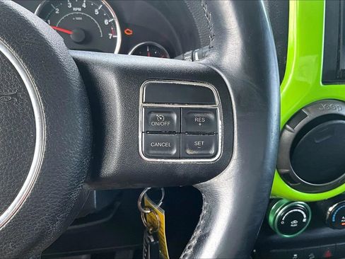 Used 2014 Jeep Wrangler Unlimited Sport w/ Quick Order Package 24S AWD/4WD image 17
