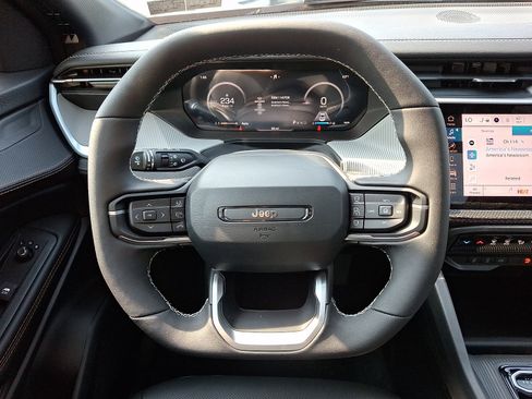 New 2026 Jeep Cherokee Limited AWD/4WD image 13