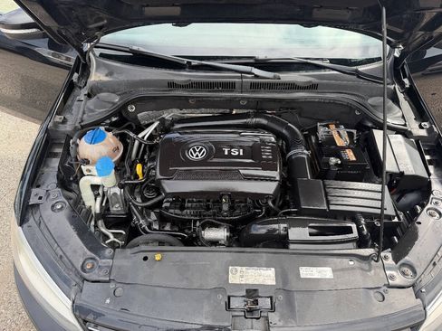 Used 2014 Volkswagen Jetta SE FWD image 15
