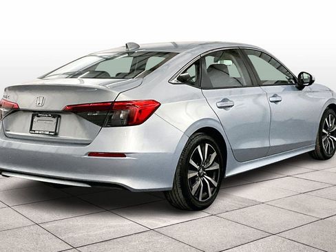 Used 2022 Honda Civic EX image 11