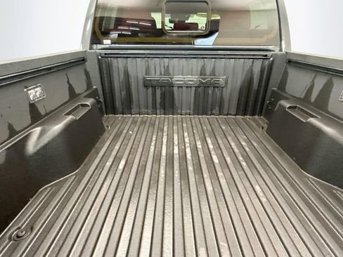 Used 2025 Toyota Tacoma TRD Pro AWD/4WD image 26