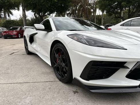 Used 2024 Chevrolet Corvette Stingray Coupe w/ 1LT RWD image 38