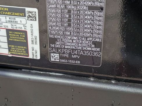 New 2026 Land Rover Range Rover Long Wheelbase SE image 22