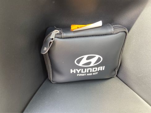 Used 2026 Hyundai Tucson SE FWD image 19