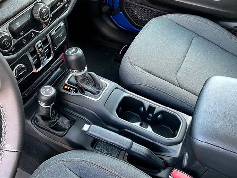 New 2025 Jeep Wrangler Sport S image 29