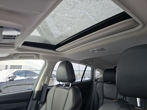 Certified 2023 Subaru Crosstrek 2.5i Limited image 9