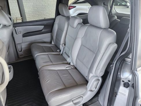 Used 2012 Honda Odyssey EX-L image 17