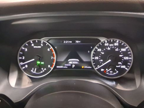Used 2021 Nissan Rogue SV FWD image 23