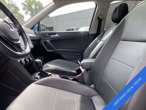 Used 2020 Volkswagen Tiguan SE AWD/4WD image 15