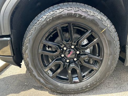 New 2026 GMC Sierra 1500 Elevation w/ Preferred Package AWD/4WD image 37