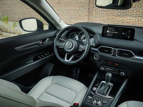 New 2025 MAZDA CX-5 AWD 2.5 S w/ Preferred Package image 14