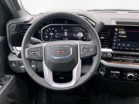 Used 2026 GMC Sierra 1500 SLE w/ Preferred Package image 8