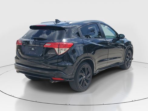 Used 2022 Honda HR-V Sport image 3