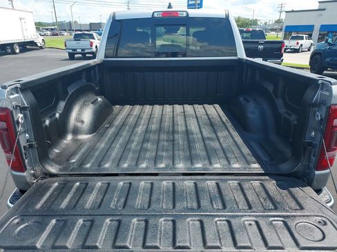 Used 2022 RAM 1500 Limited AWD/4WD image 9