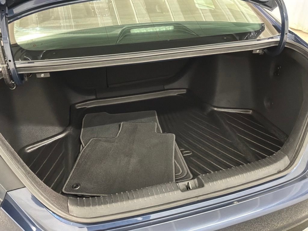 Certified 2025 Honda Accord EX-L image 25
