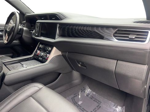 Used 2024 GMC Yukon Denali AWD/4WD image 57