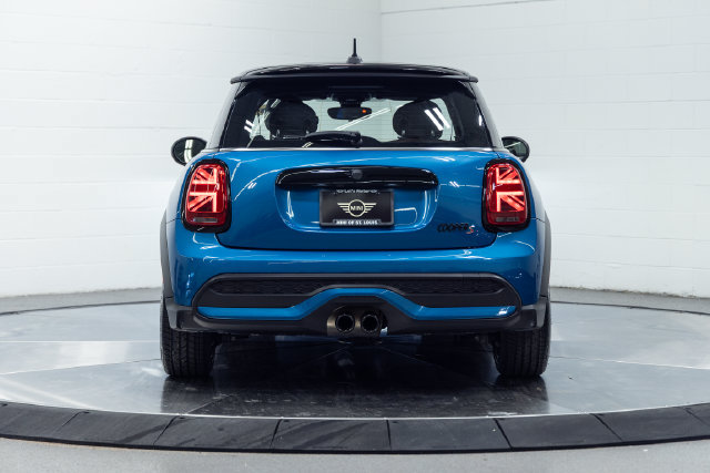 Used 2024 MINI Cooper S FWD image 7