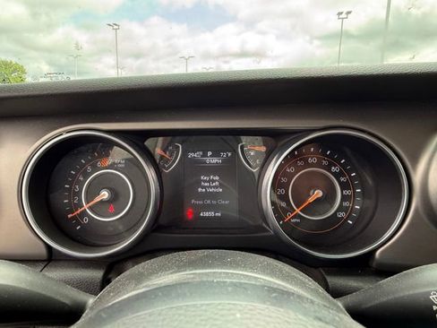 Used 2019 Jeep Wrangler Unlimited Sport S AWD/4WD image 17
