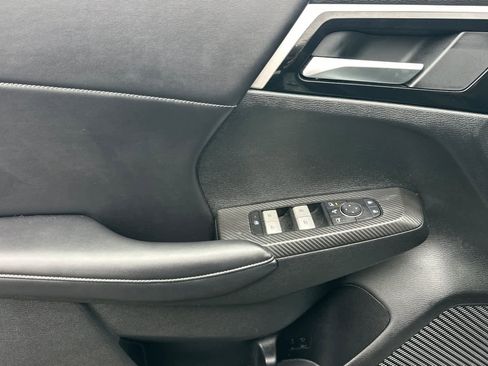 Used 2024 Mitsubishi Outlander Ralliart image 14