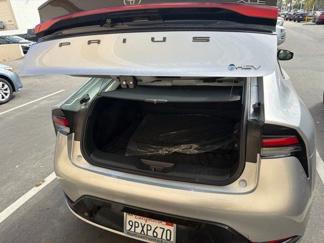 Certified 2024 Toyota Prius XLE FWD image 12