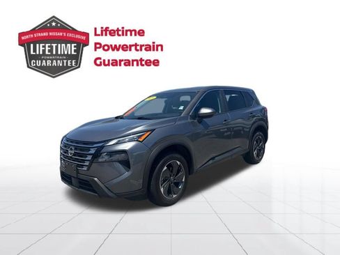 Certified 2025 Nissan Rogue SV AWD/4WD image 3