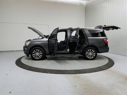 Used 2018 Ford Expedition Limited image 12