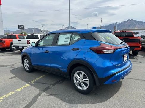 Used 2025 Nissan Kicks Play S FWD image 8