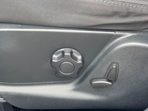 Used 2020 Ford EcoSport SE FWD image 16