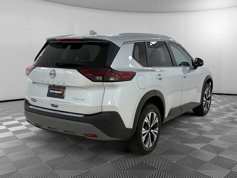 Used 2022 Nissan Rogue SV w/ SV Premium Package AWD/4WD image 5