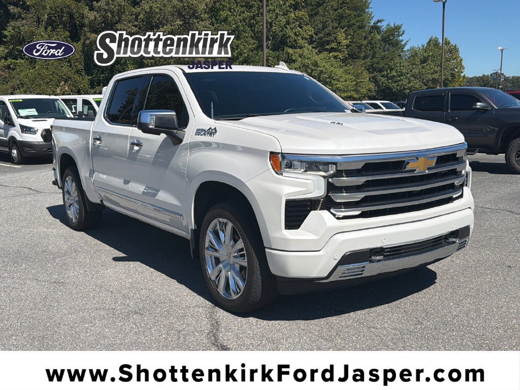 Used 2023 Chevrolet Silverado 1500 High Country w/ High Country Premium Package AWD/4WD image 1