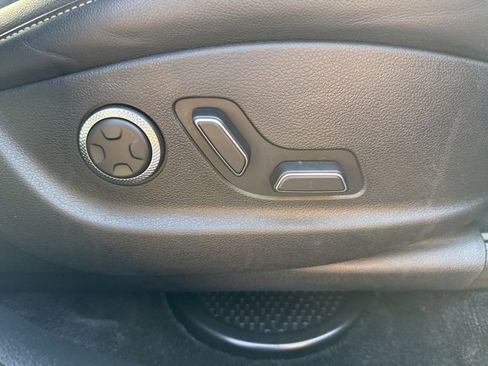 Used 2024 Genesis GV80 2.5T image 33