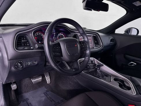 Used 2022 Dodge Challenger R/T w/ Driver Convenience Group image 12