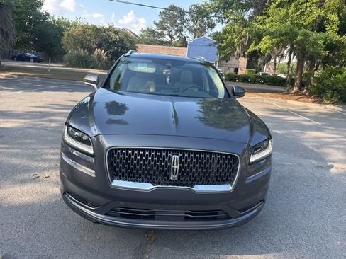 Used 2022 Lincoln Nautilus Reserve FWD image 4