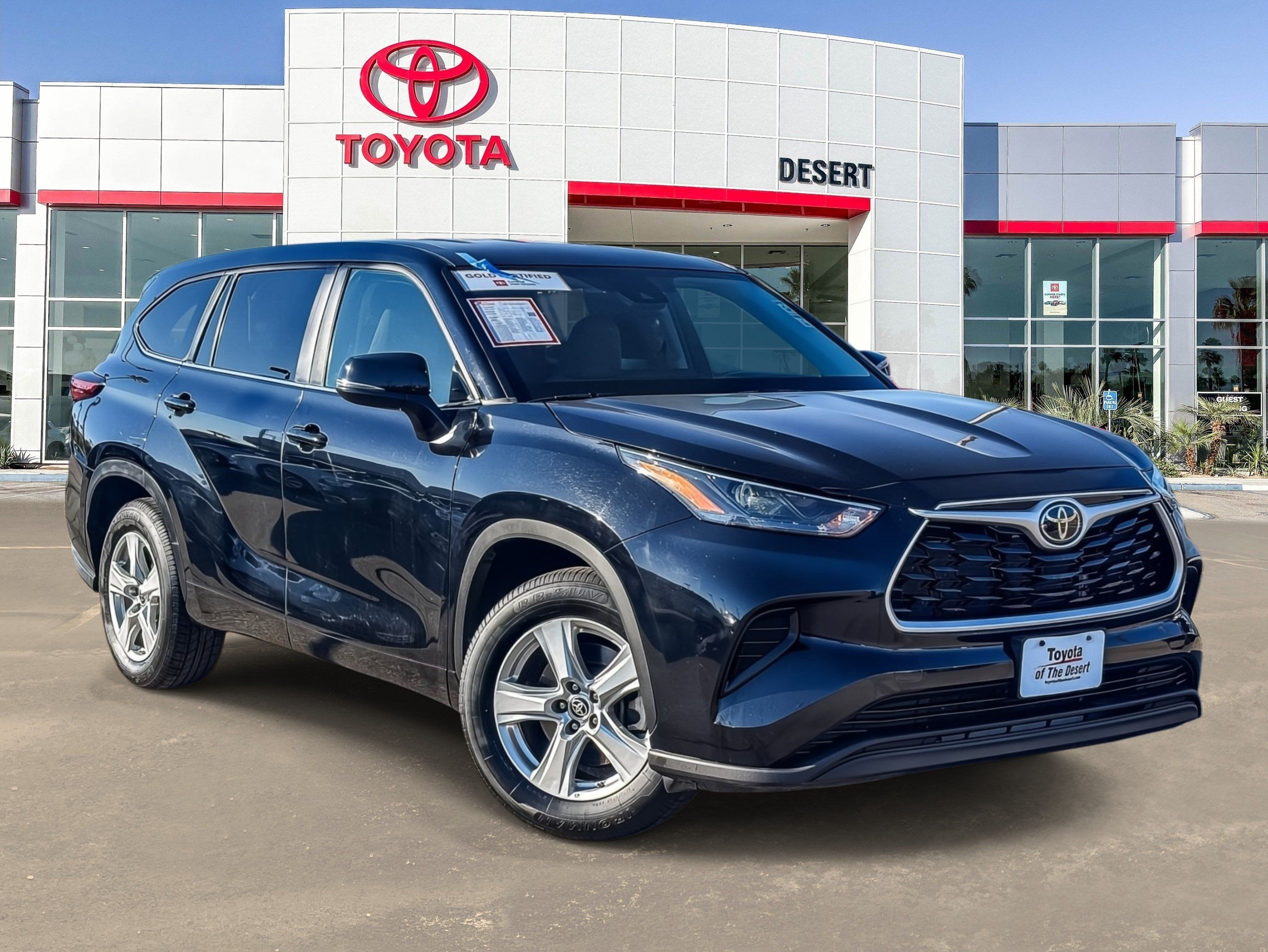 Certified 2023 Toyota Highlander L FWD image 1