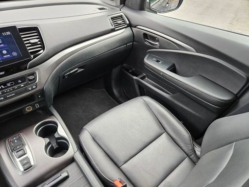 Used 2023 Honda Ridgeline RTL image 13