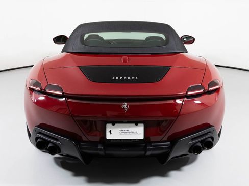 Used 2024 Ferrari Roma Spider image 15