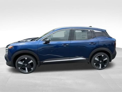 New 2026 Nissan Kicks SR w/ SR Premium Package AWD/4WD image 5