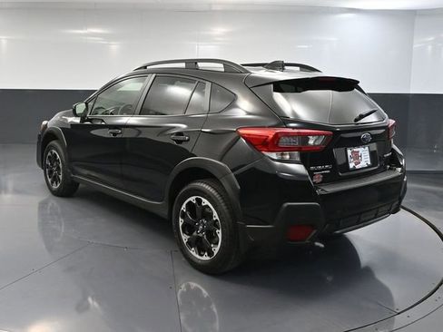 Used 2022 Subaru Crosstrek 2.0i Premium w/ Moonroof Package image 9