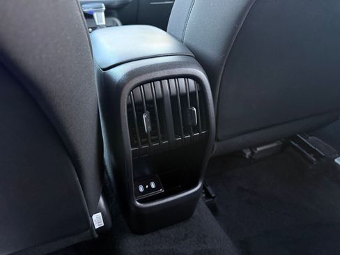 Used 2025 Hyundai Kona SEL image 24