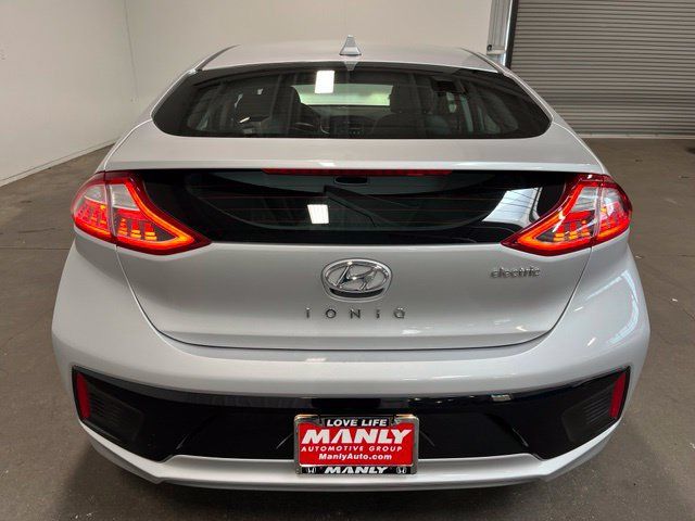 Used 2018 Hyundai Ioniq Limited FWD image 4