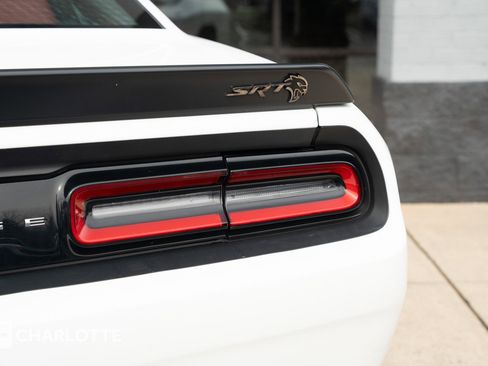 Used 2022 Dodge Challenger SRT Hellcat Redeye image 14
