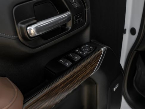 Used 2022 Chevrolet Silverado 2500 High Country AWD/4WD image 55