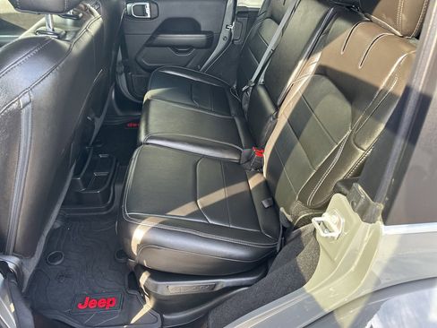 Used 2023 Jeep Wrangler Unlimited Sahara w/ Cold Weather Group image 20